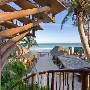 Hotel Playa Canek Beachfront Eco, Tulum